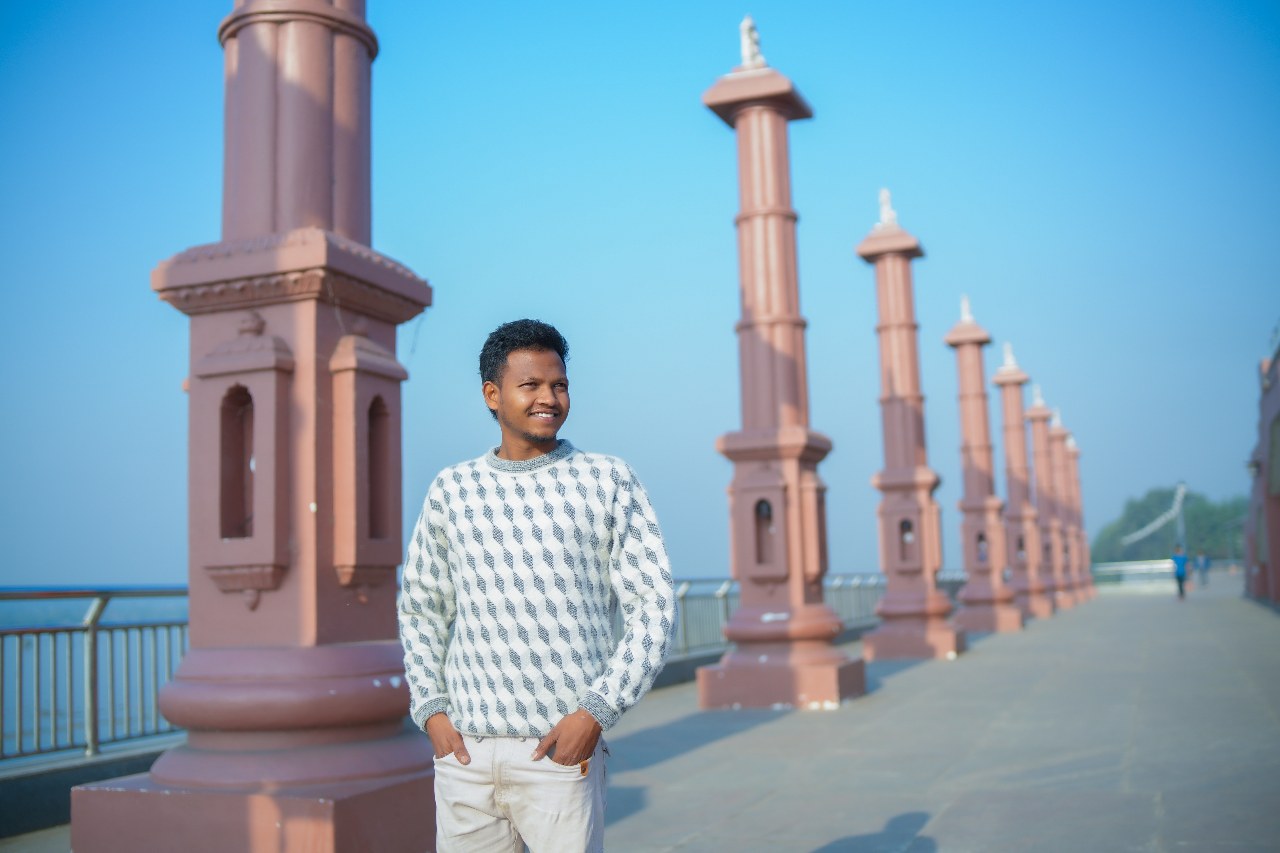 Naru Clicks
